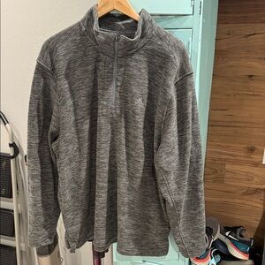 Tommy Bahama 1/4 zip medium weight pullover